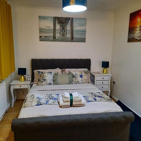 Lovely 2-Bed House In The Heart Of Woodhouse Leeds Leeds  Exterior photo
