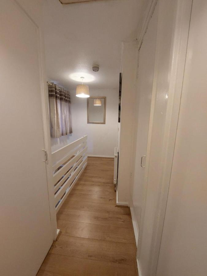 Lovely 2-Bed House In The Heart Of Woodhouse Leeds Leeds  Exterior photo